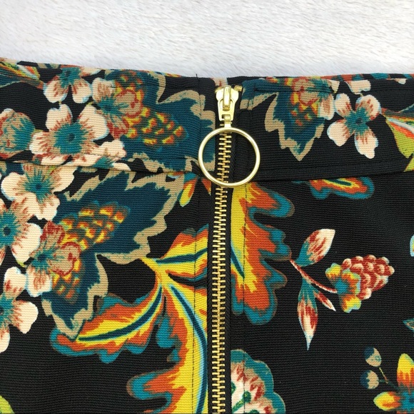 INC International Concepts, Floral Skirt, Size 14 - Picture 7 of 16